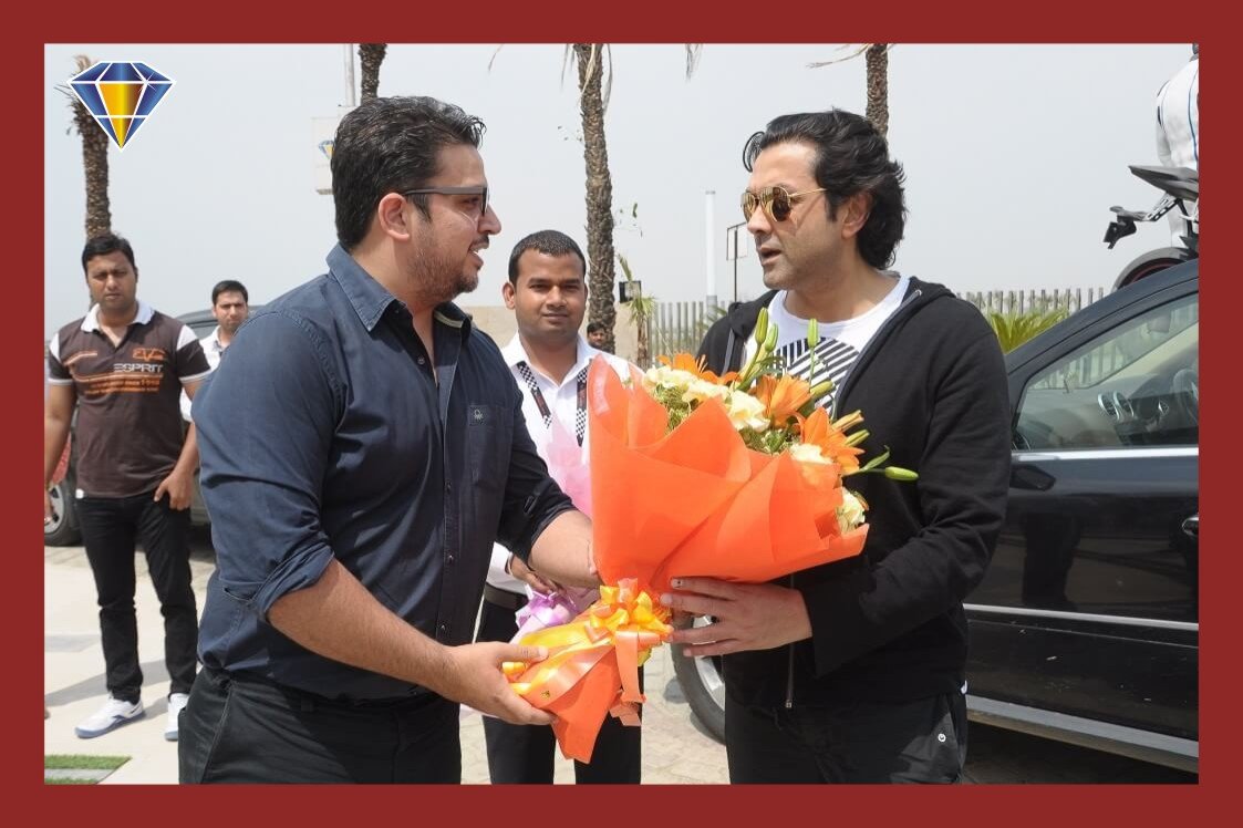SOLITAIRIAN CITY Sector-25, Jaypee Sports City Yamuna Expressway