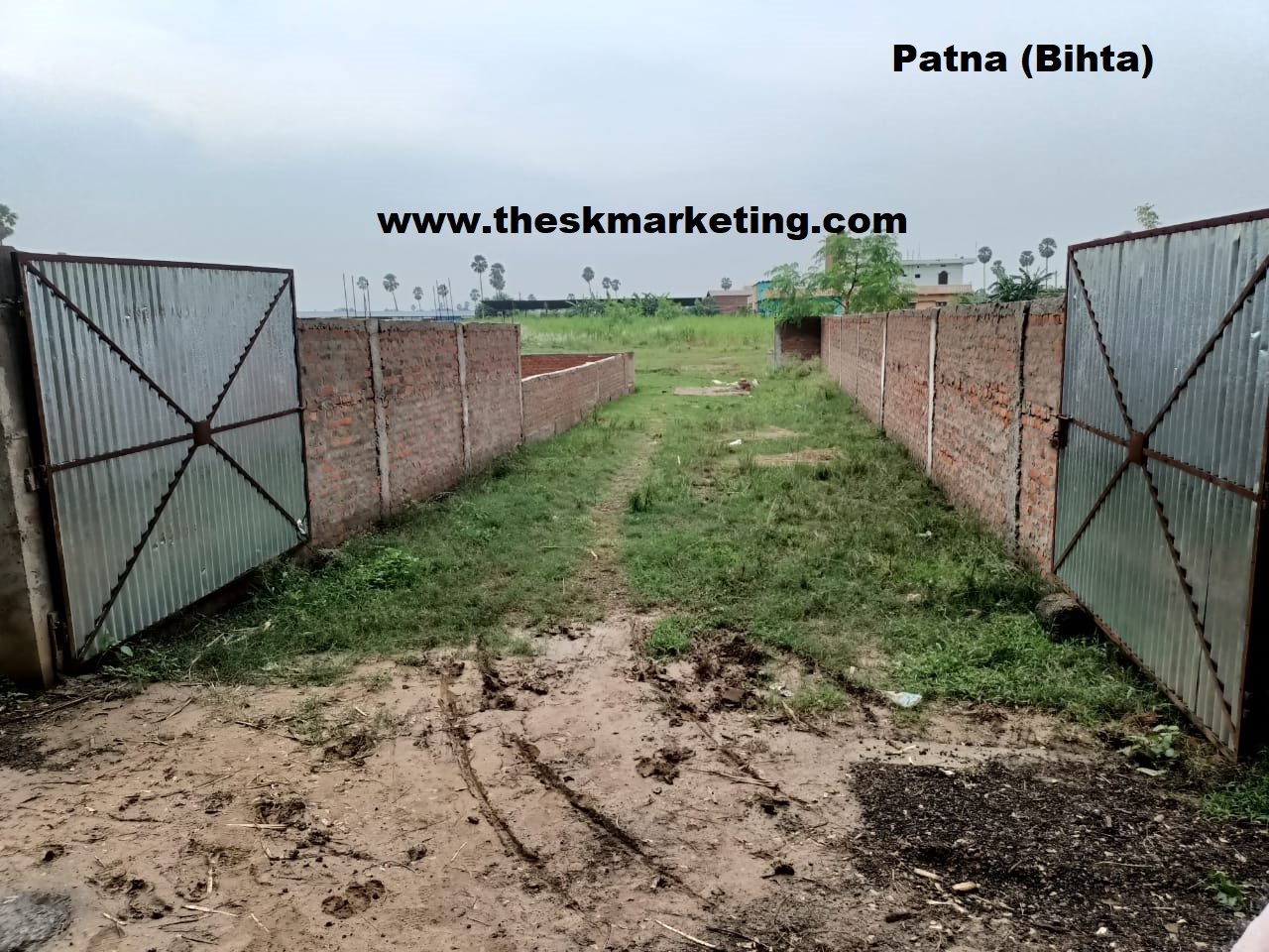 Near  Sadishopur Railway Satiation , Bihta Patna